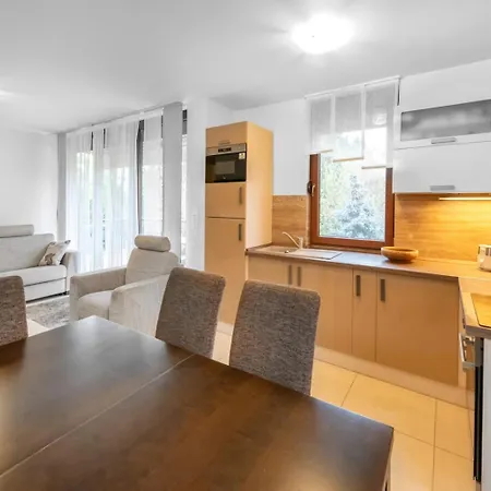 公寓 Napsugar 12 By Hellobalatonlelle